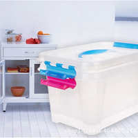 卡瑞多功能浸塑防滑衣架 無痕寬肩設計，提升居家日用體驗